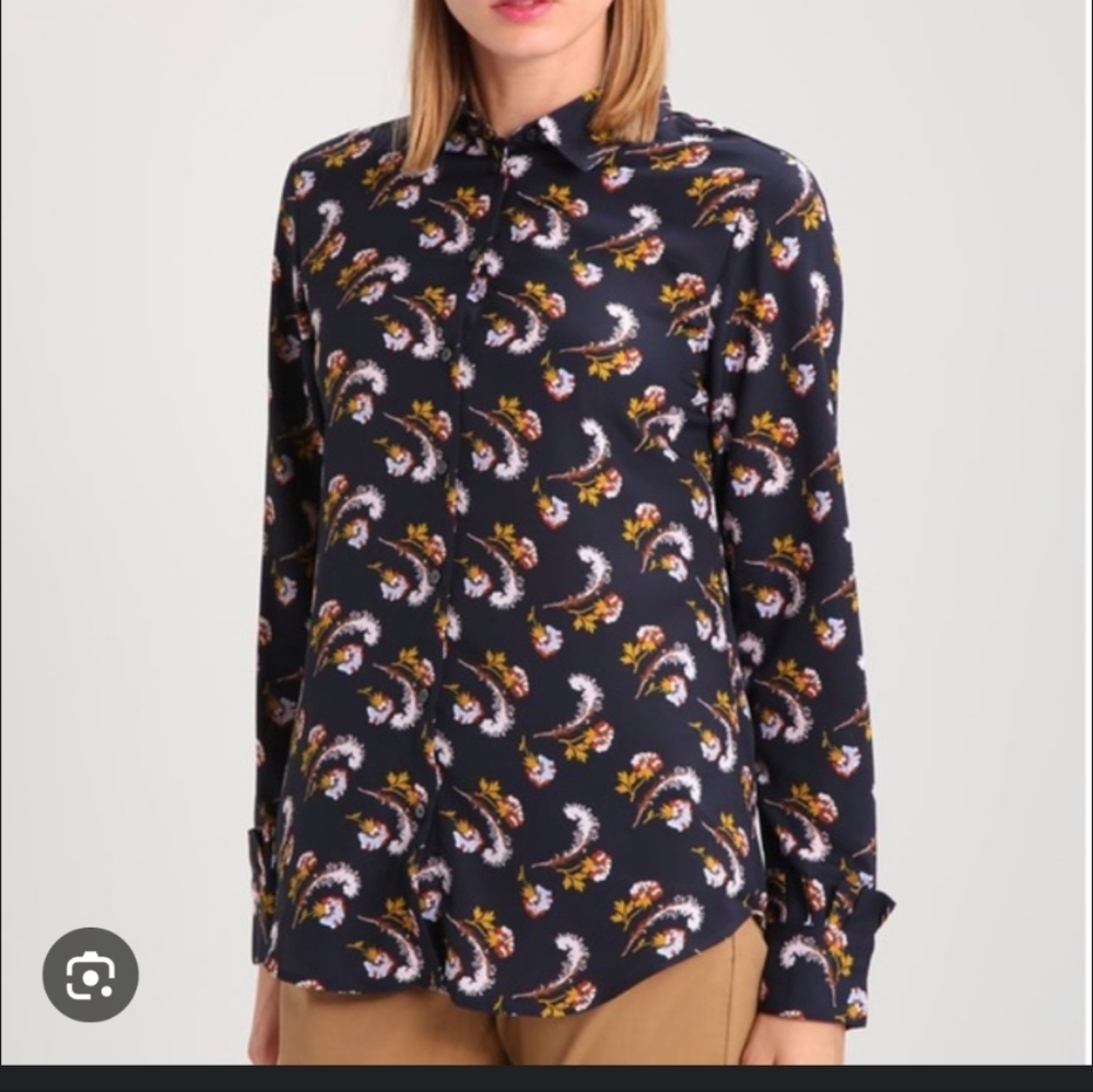 Banana Republic Navy Floral Paisley Dillon Shirt